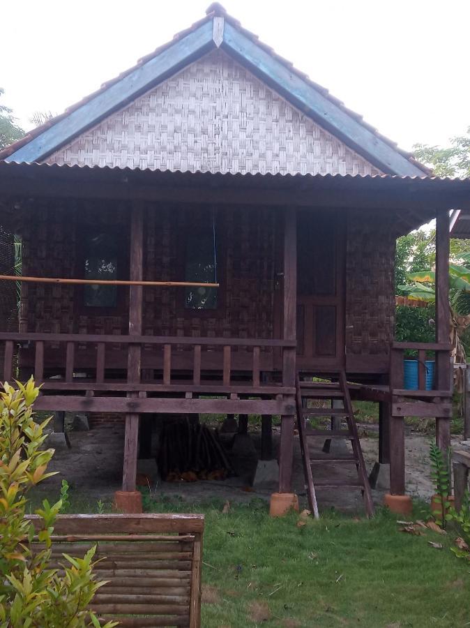 Asari Timo Cottage Karimunjawa Exteriör bild